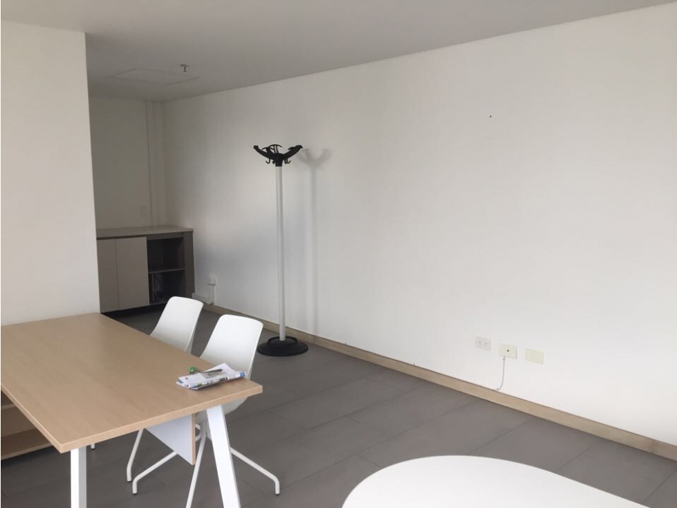 Se vende Oficina, Alpes, Pereira - 3