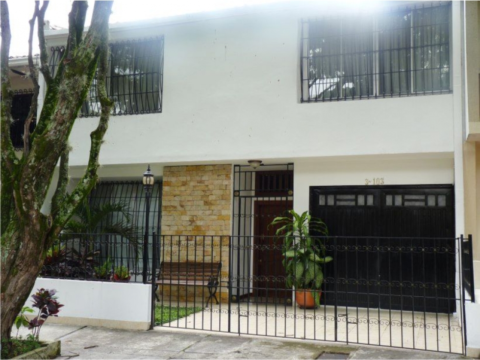 VENTA CASA OESTE SANTA RITA AMB