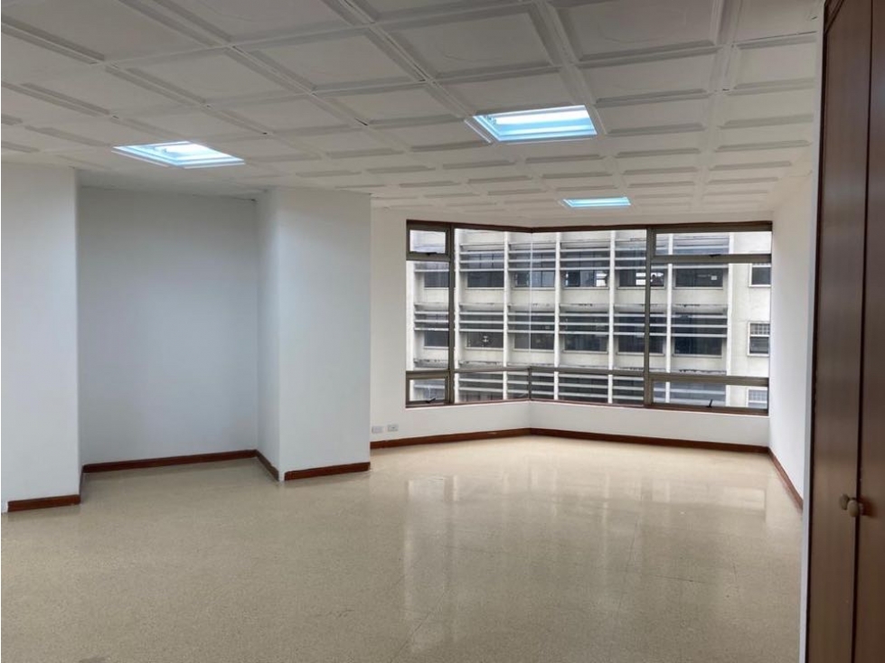 SE VENDE OFICINA CENTRO PEREIRA