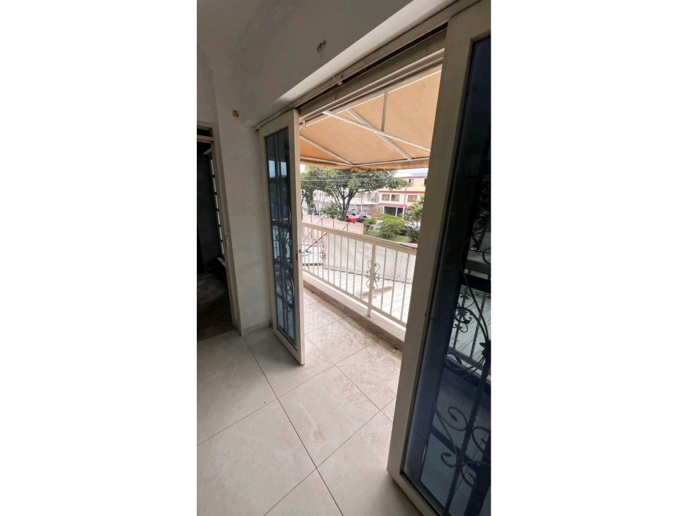 VENTA EDIFICIO ORIENTE SUR CIUDAD CORDOBA AMB — foto 2