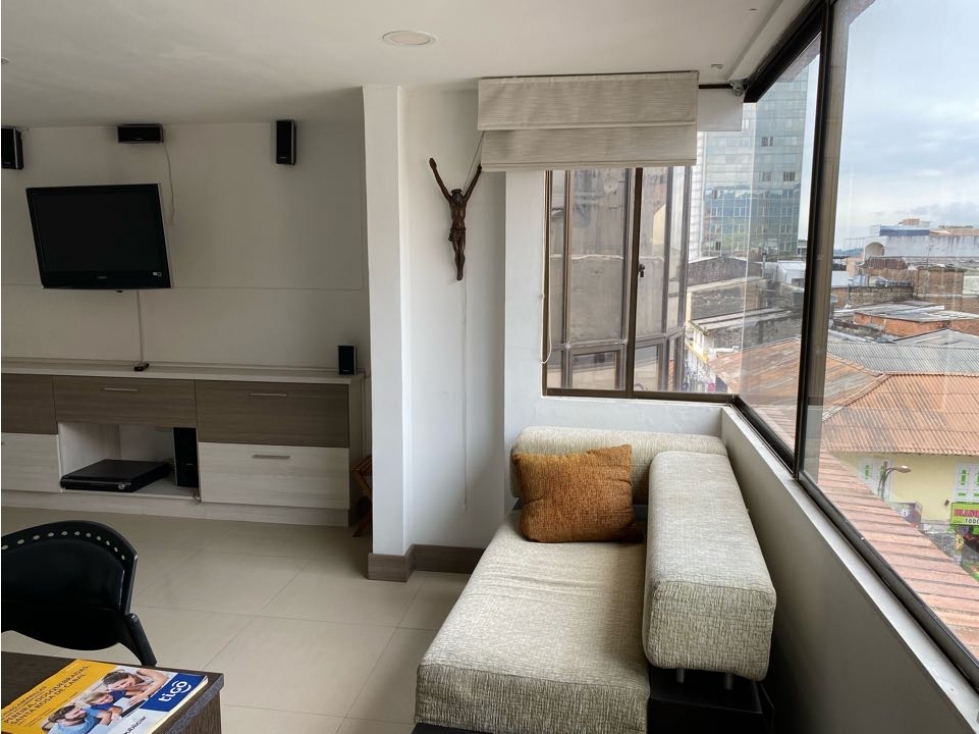 Se Vende oficina amoblada con Parqueadero , Pereira, Centro