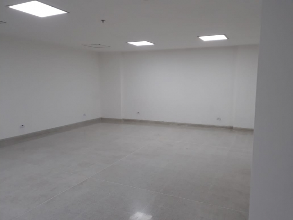 Local en venta Buenos Aires parte baja cerca a Estación Bicentenario — foto 2