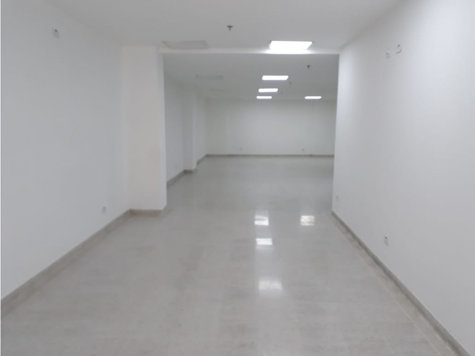 Local en venta Buenos Aires parte baja cerca a Estación Bicentenario — foto 4