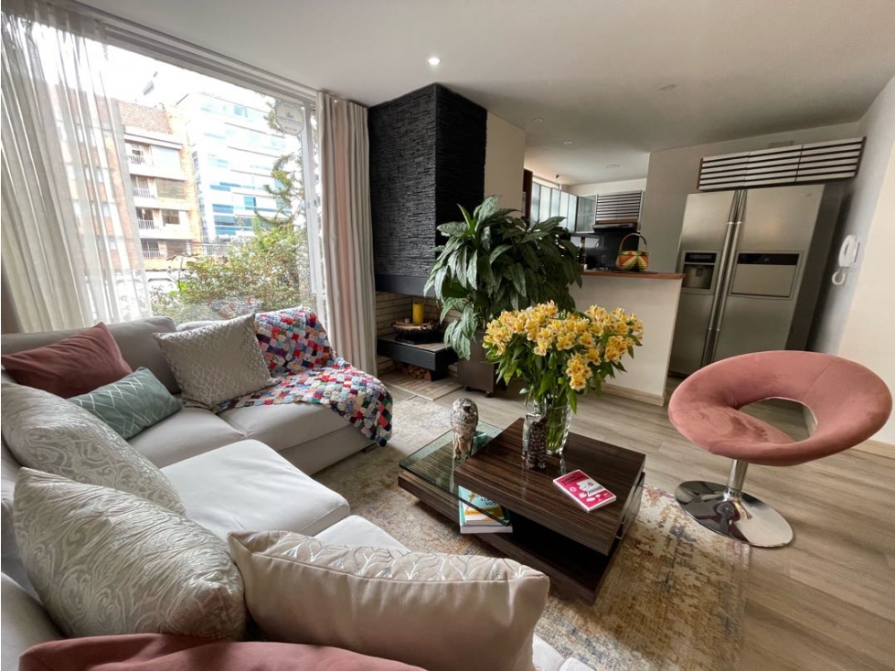 VENTA APTO CON TERRAZA EN CHICO