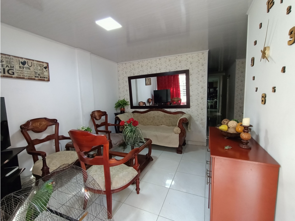 Vendo casa 3 pisos guayacanes Cali CW8572900 AI — foto 2