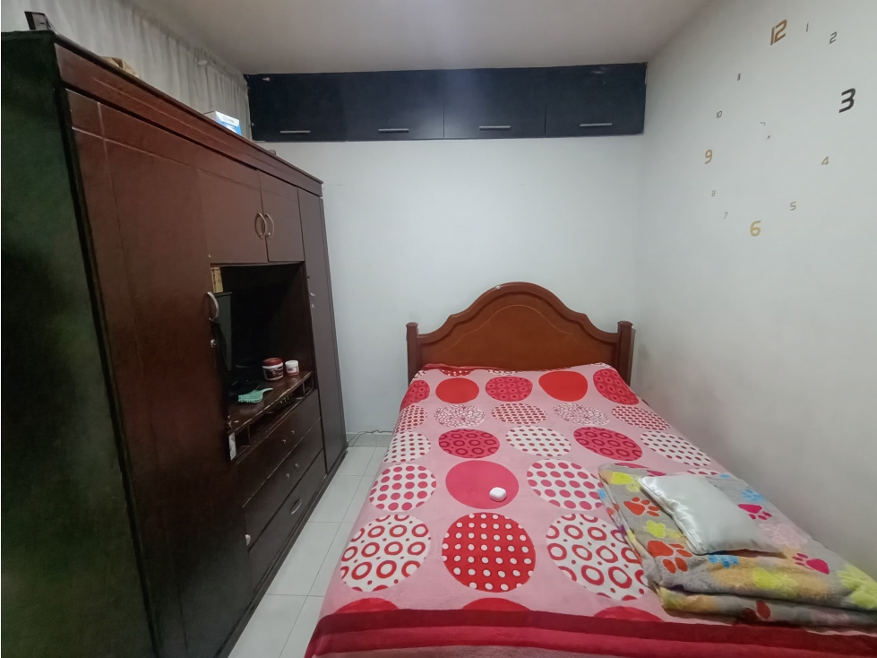 Vendo casa 3 pisos guayacanes Cali CW8572900 AI — foto 5