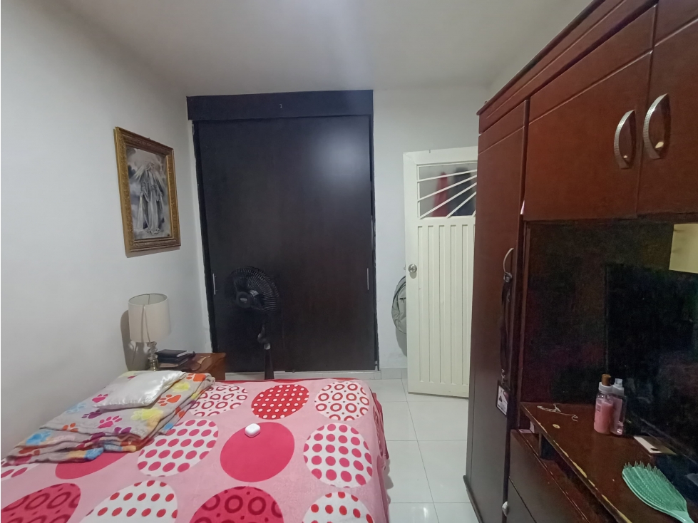 Vendo casa 3 pisos guayacanes Cali CW8572900 AI — foto 6