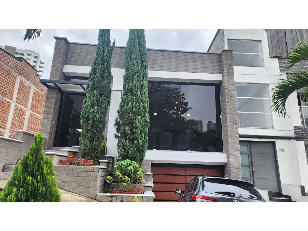 VENTA CASA MODERNA EN SABANETA - AVES MARIA — foto 2
