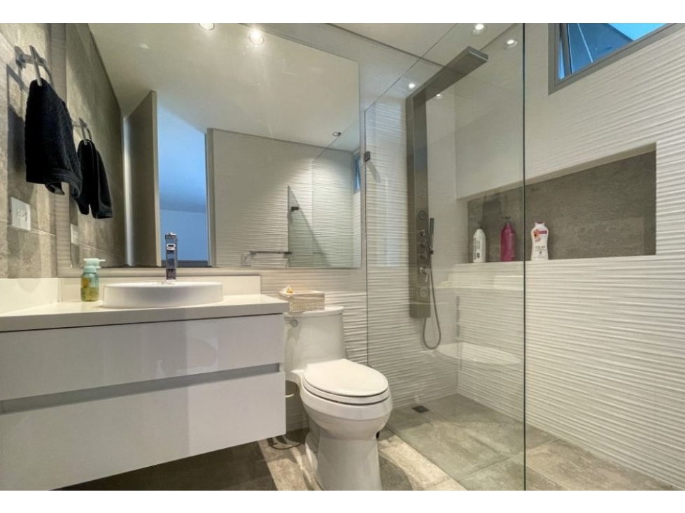 VENTA CASA CAMPESTRE 3 NIVELES LAS PALMAS MEDELLÍN — foto 6