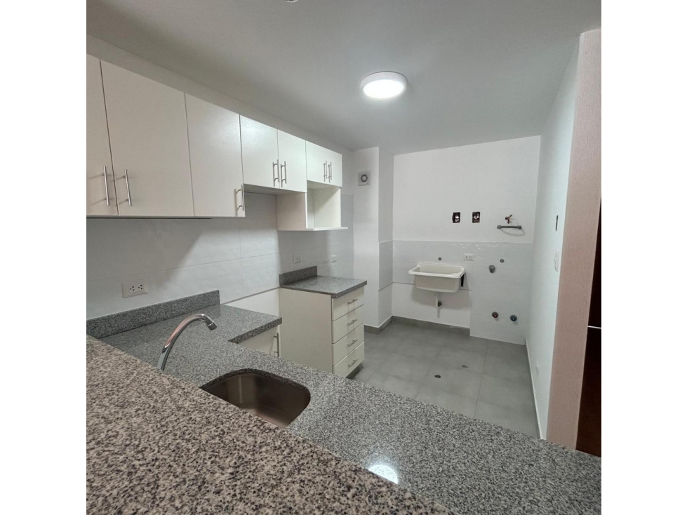 VENTA DE DEPARTAMENTOS AMPLIOS DE 2 DORMITORIOS EN SURCO - 3