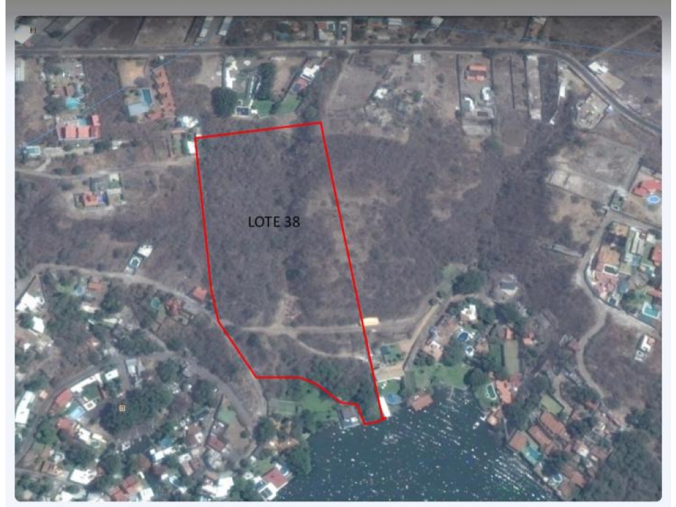 Venta Terreno lago de Tequesquitengo con salida al lago Morelos - 1
