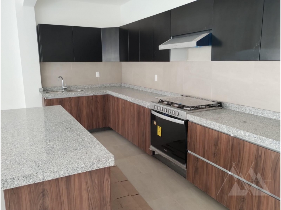 Casa lista para Estrenar en Venta en Las Fincas - 5