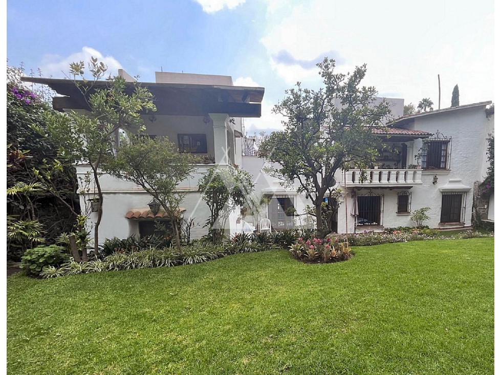 Venta de Casa Estilo Colonial en Rancho Cortés, Cuernavaca, Morelos