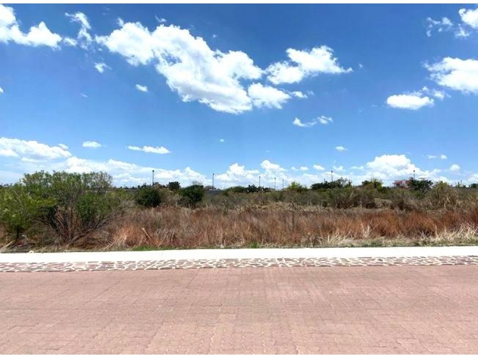 Venta Terreno Comercial. Cd Maderas, Lagos de Moreno, Jalisco. - 2