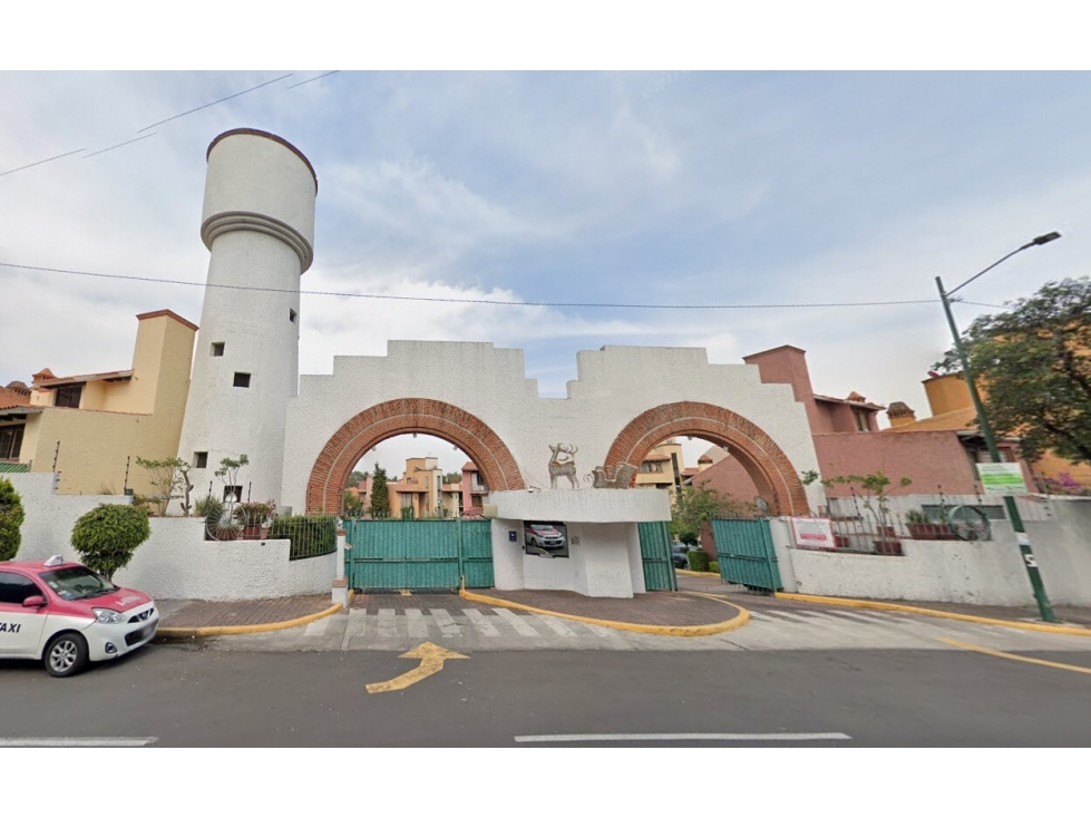 Casa en Remate en Tizapan San Angel, FG-66
