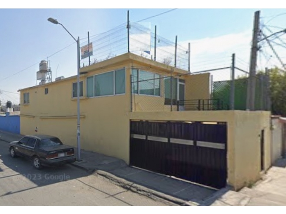 Casa en Remate en Villa De Las Flores, FG-13