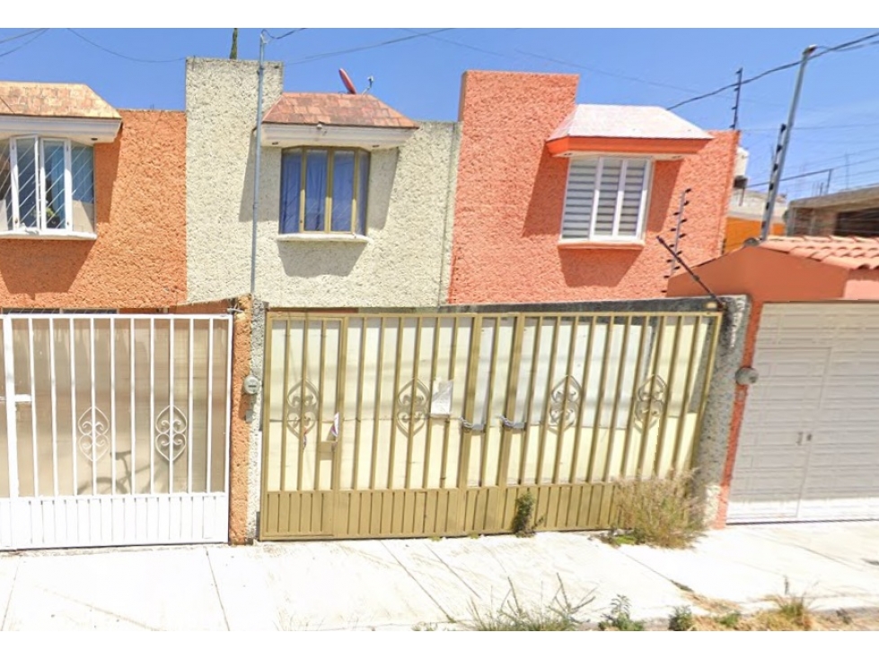 Casa en Remate en Granjas De S Isidro, FG-502