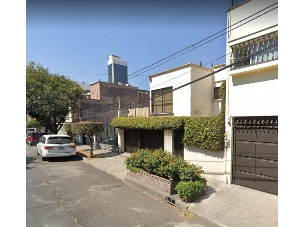 Casa en Remate en Letrán Valle, FG-1075