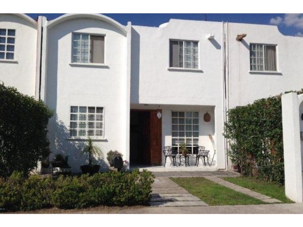 Casa en Remate en Villas Campestre, FG-2041