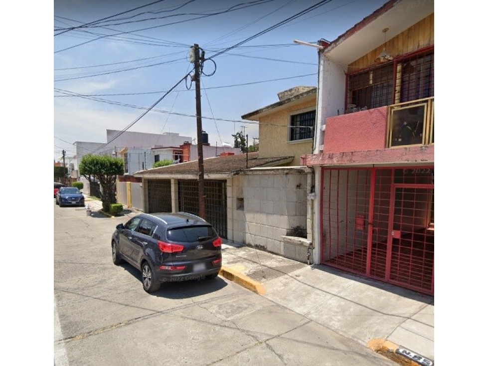 Casa en Remate en Bosques de México, FG-474 - 3
