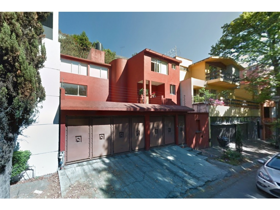 Casa en Remate en Lomas de la Herradura, FG-461