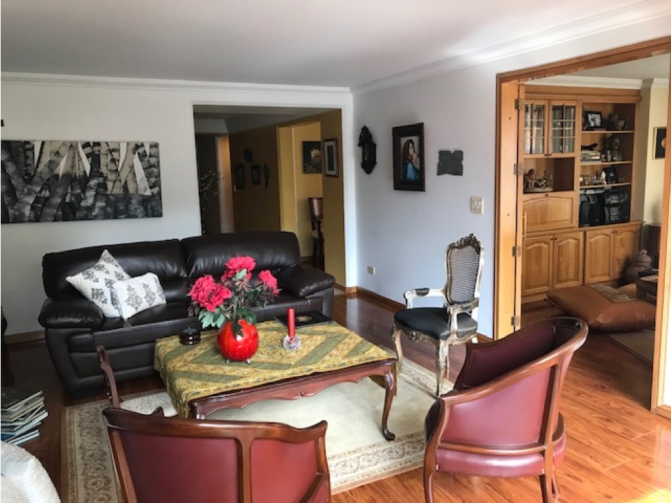 VENDO HERMOSO APARTAMENTO EN ROSALES — foto 2