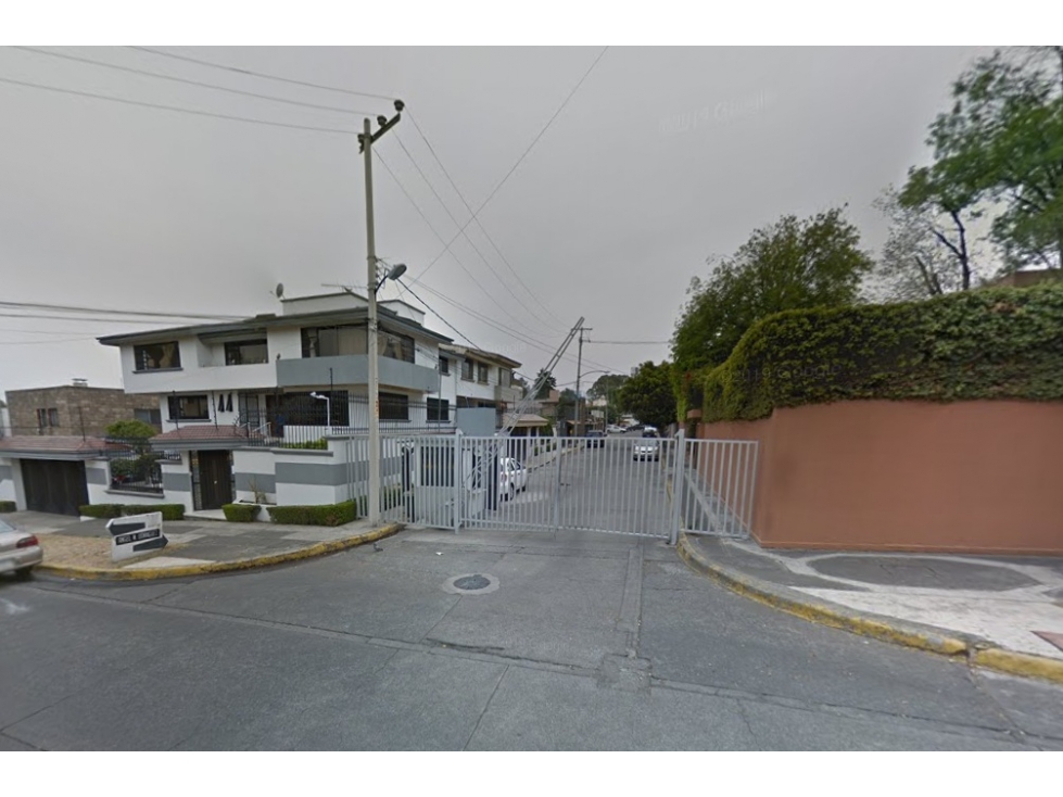 Casa en Remate en Ciudad Satélite, FG-86