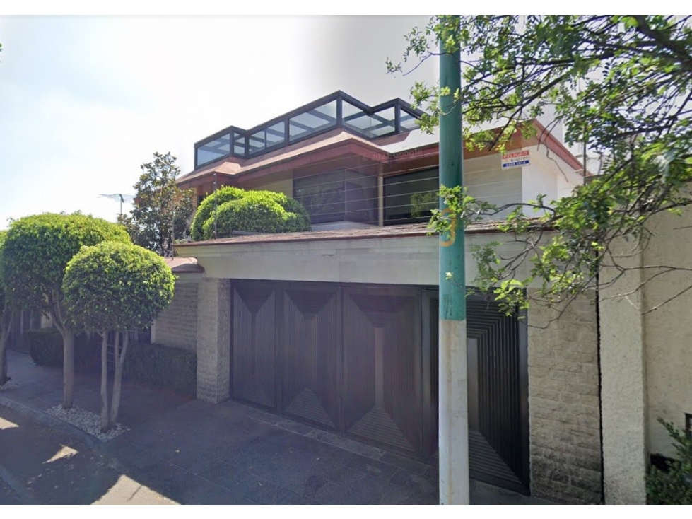 Casa en Remate en Bosques de las Lomas, FG-455