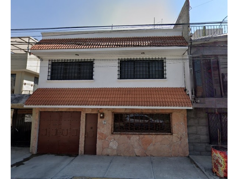 Casa en Remate en Metropolitana III, FG-1078