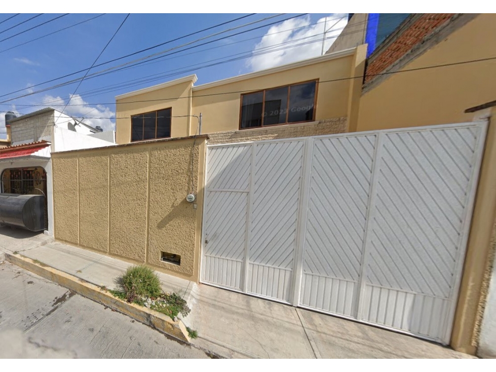 Casa en Remate en Parque de Poblamiento II, FG-679
