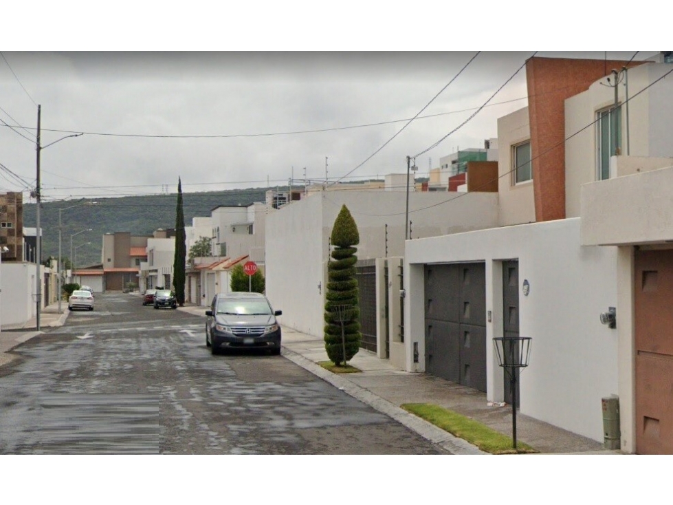 Casa en Remate en Colinas del Cimatario, FG-654 — foto 3