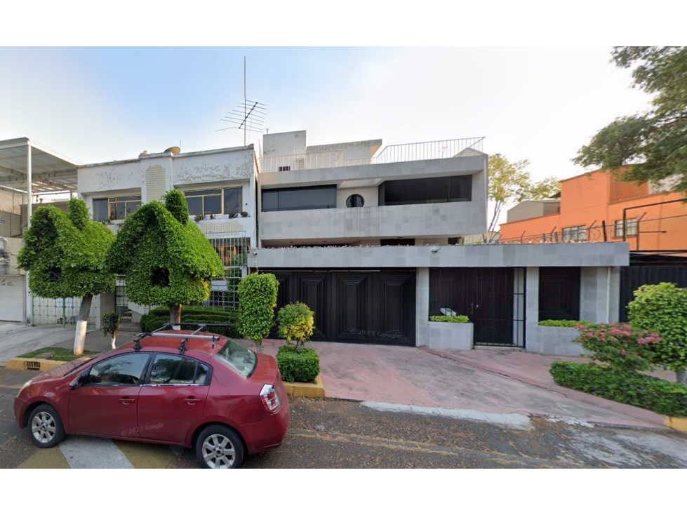 Casa en Remate en Paseo De Taxqueña, FG-312 - 1