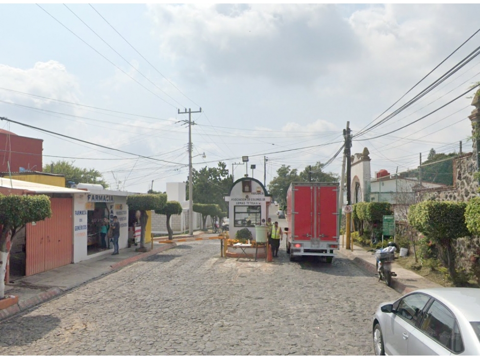 Casa en Remate en Lomas Tetela, FG-1222