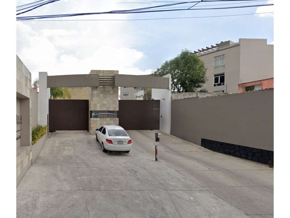 Casa en Remate en Pueblo Nuevo Bajo, FG-486