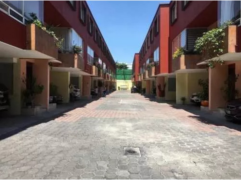 Casa en Remate en Villa Quietud, FG-1314 — foto 5