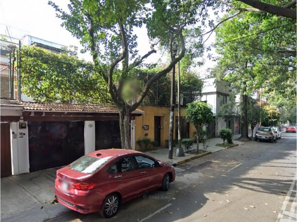 Casa en Remate en Del Carmen, FG-1349
