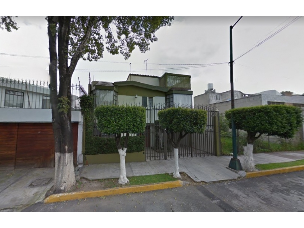 Casa en Remate en Paseos de Taxqueña, FG-1479