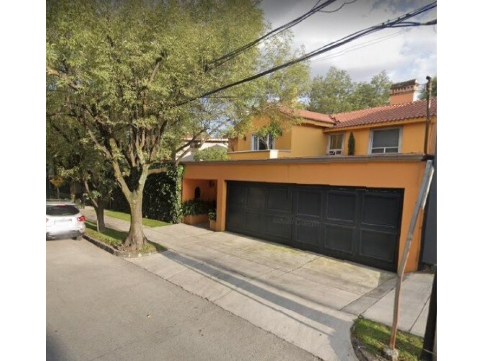 Casa en Remate en Lomas de Chapultepec, FG-2051