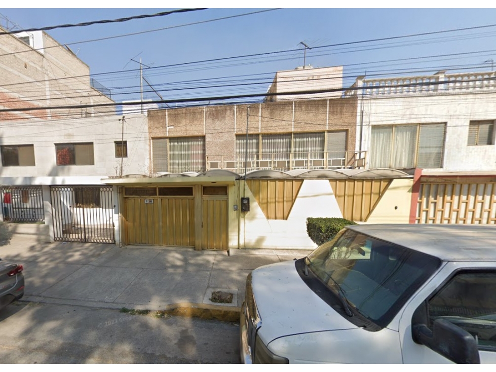 Casa en Remate en Jardín Balbuena, FG-1374