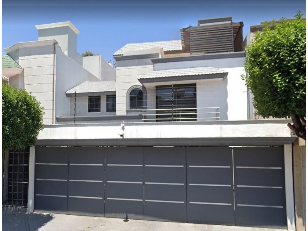 Casa en Remate en Paseos de Taxqueña, FG-1498