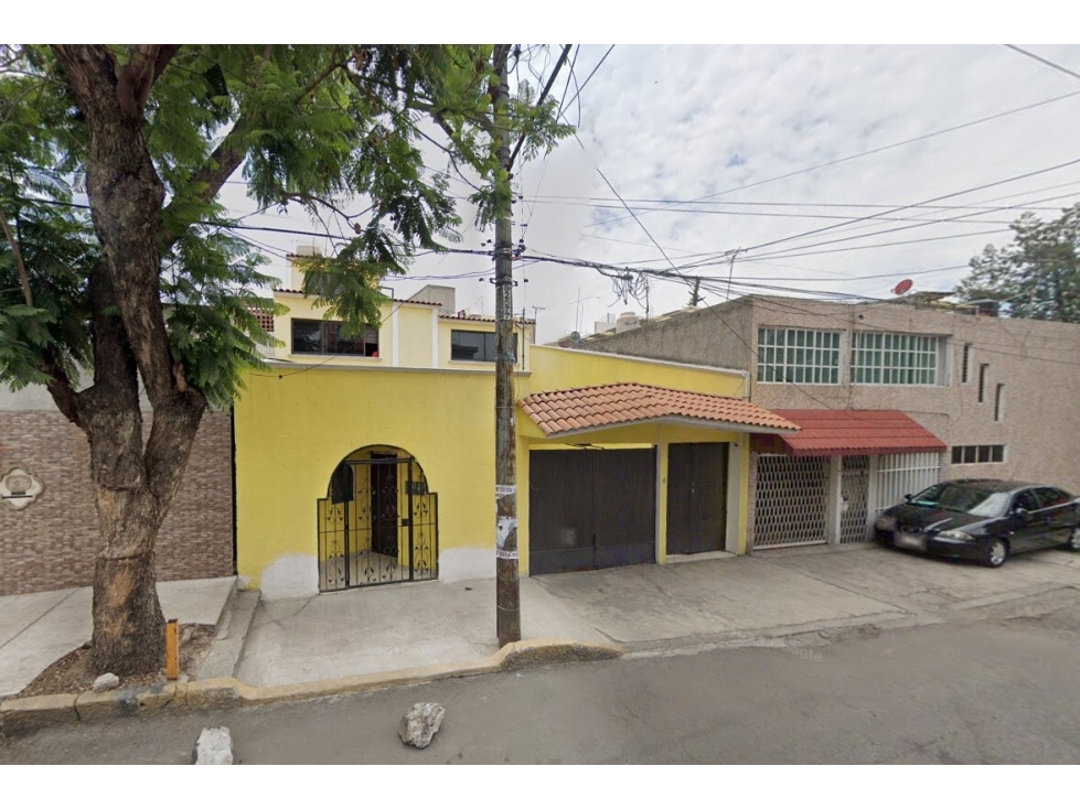 Casa en Remate en Pedregal de Sta Úrsula, FG-1849
