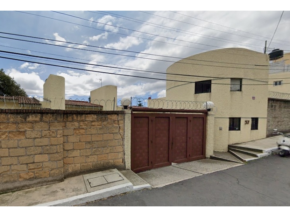 Casa en Remate en Adolfo López Mateos, FG-9 - 6