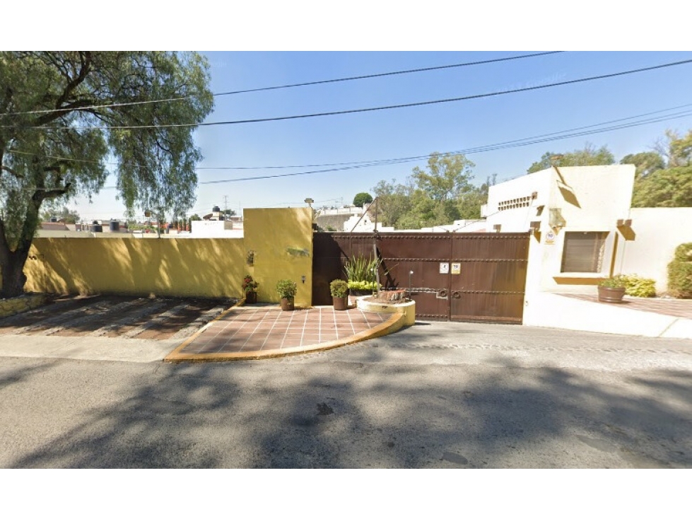 Casa en Remate en Granjas Residencial Eucaliptos, FG-1305