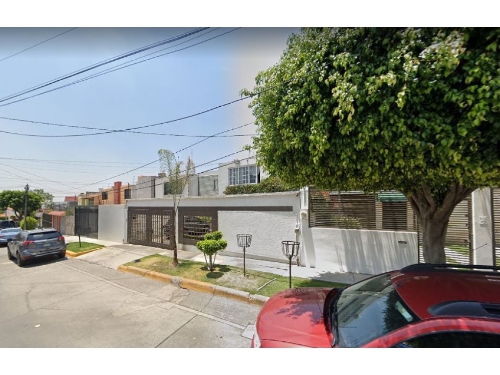 Casa en Remate en Ciudad Satélite, FG-1123