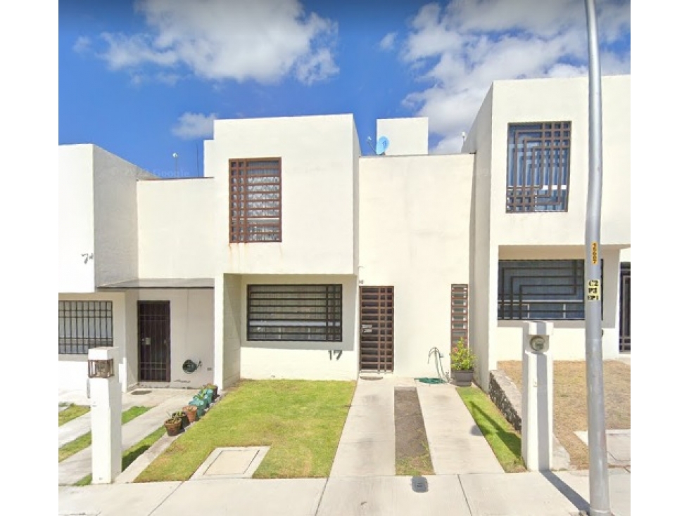 Casa en Remate en Misión Marbella, FG-749
