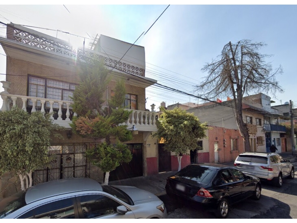 Casa en Remate en Fernando Casas Alemán, FG-852 - 5