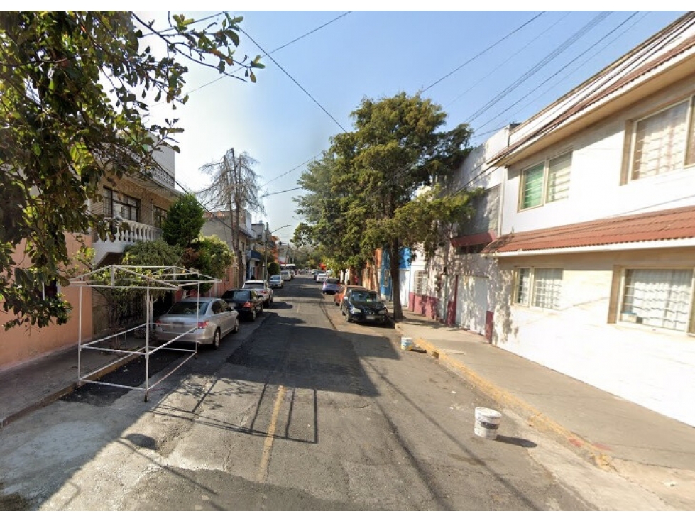 Casa en Remate en Fernando Casas Alemán, FG-852 - 3