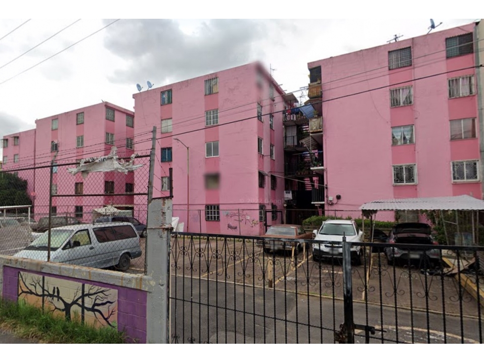 Depto en Remate en Zona Escolar Ote, FG-502