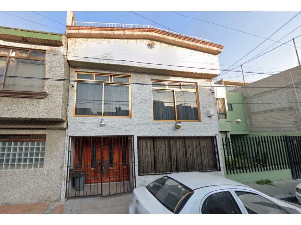 Casa en Remate en Providencia Amp, FG-2229