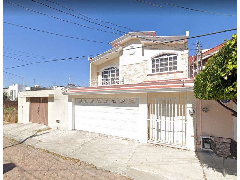 Casa en Remate en Quintas Del Marques, FG-928 — foto 5